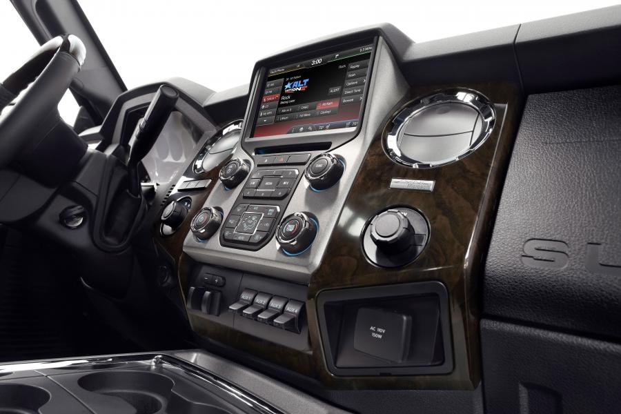 Ford F-250 Super Duty Platinum 2013 года  (фото 20 из 38)
